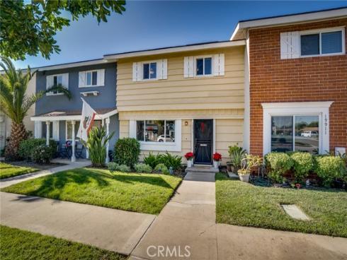 19917  Piccadilly  , Huntington Beach, CA