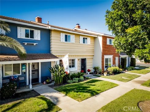 19917  Piccadilly  , Huntington Beach, CA