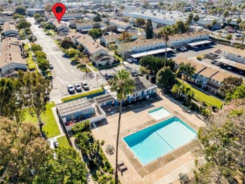 19917  Piccadilly  , Huntington Beach, CA