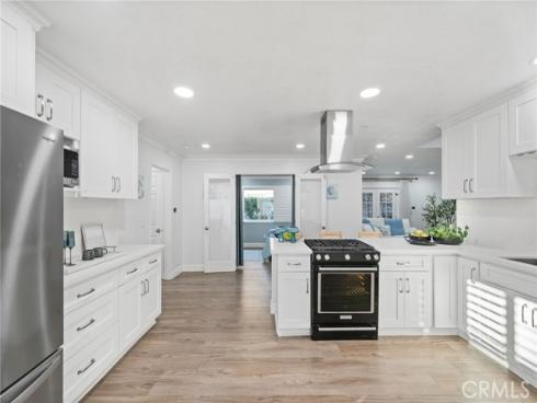 15311 Yorkshire Lane, Huntington Beach, CA