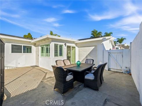 15311 Yorkshire Lane, Huntington Beach, CA