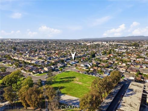 15311 Yorkshire Lane, Huntington Beach, CA