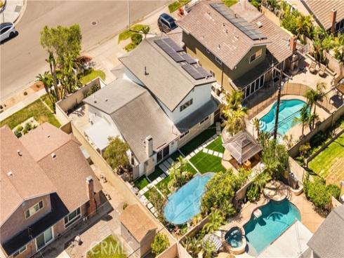9331 Cape Cod Drive, Huntington Beach, CA