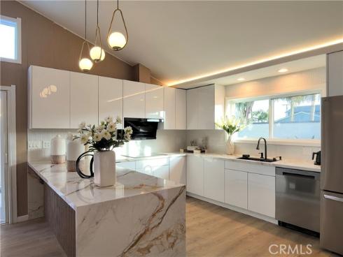 9331 Cape Cod Drive, Huntington Beach, CA