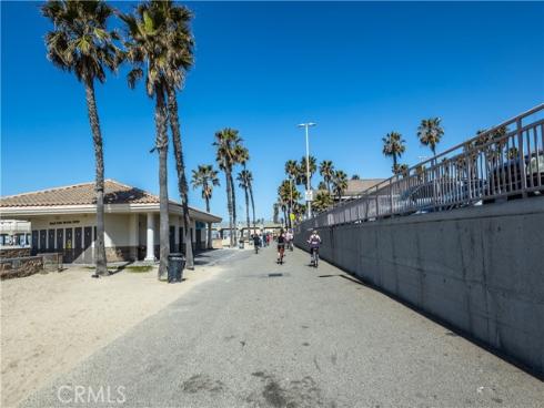 20319 Gardenia , Huntington Beach, CA