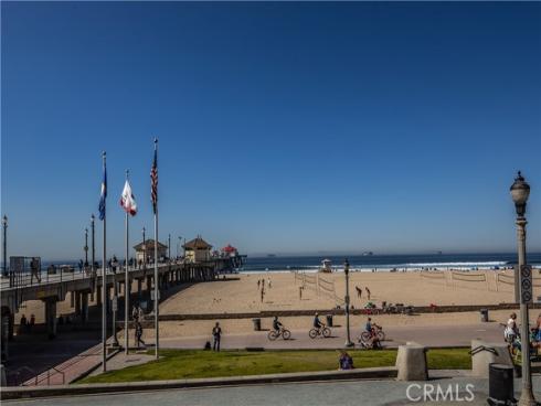 20319 Gardenia , Huntington Beach, CA