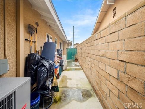 14942 Quill Circle, Huntington Beach, CA