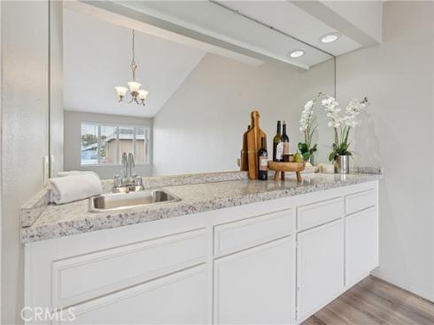 8855 Sutter C-520 Circle, Huntington Beach, CA