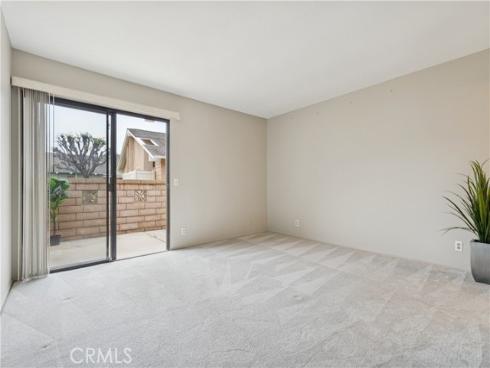 8855 Sutter C-520 Circle, Huntington Beach, CA