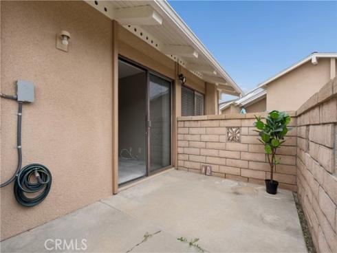 8855 Sutter C-520 Circle, Huntington Beach, CA