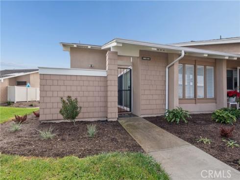 8855 Sutter C-520 Circle, Huntington Beach, CA