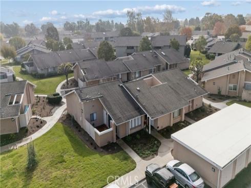 8855 Sutter C-520 Circle, Huntington Beach, CA