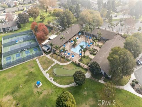 8855 Sutter C-520 Circle, Huntington Beach, CA