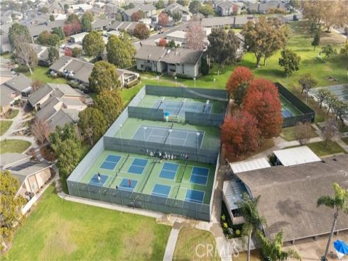 8855 Sutter C-520 Circle, Huntington Beach, CA