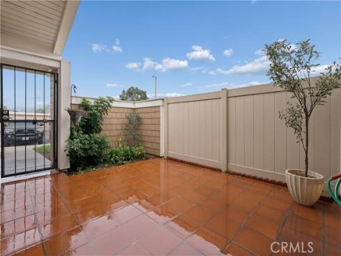 8855 Sutter C-520 Circle, Huntington Beach, CA