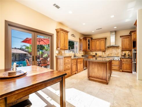 5162 Edinger , Huntington Beach, CA