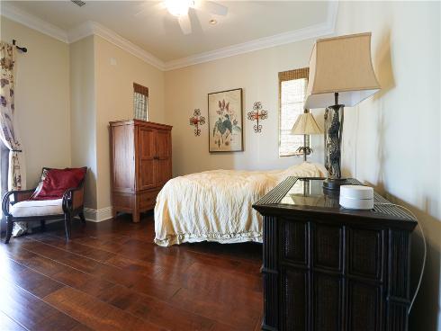 1119 Pine , Huntington Beach, CA