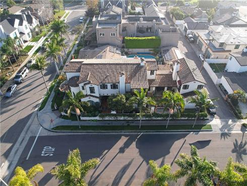 1119 Pine , Huntington Beach, CA