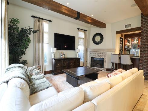 1119 Pine , Huntington Beach, CA