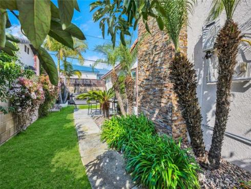 8021 Sterling , Huntington Beach, CA