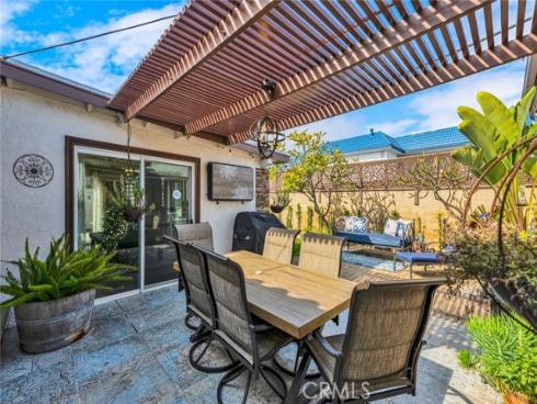 8021 Sterling , Huntington Beach, CA