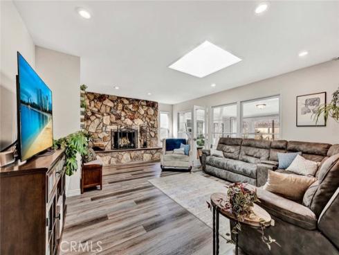 8021 Sterling , Huntington Beach, CA