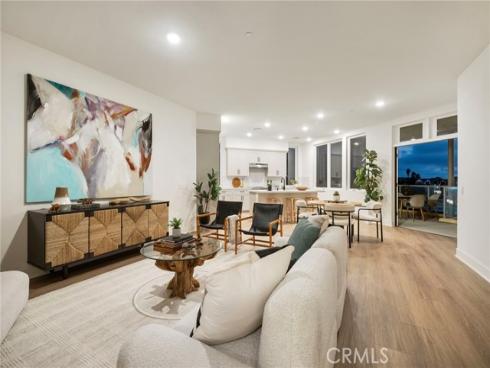 414 Main St 300 , Huntington Beach, CA