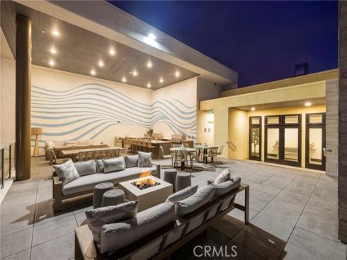 414 Main St 300 , Huntington Beach, CA