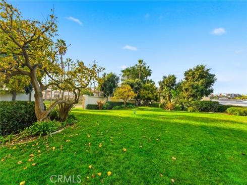 21245 Alanis , Huntington Beach, CA