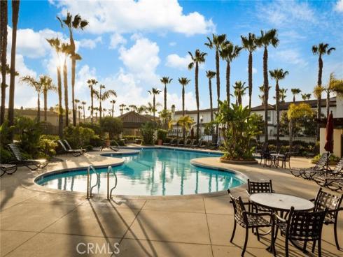 21245 Alanis , Huntington Beach, CA