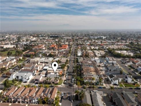 203 Utica Avenue, Huntington Beach, CA
