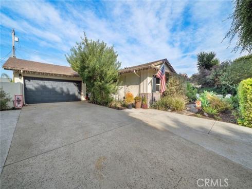 5071 Galway Circle , Huntington Beach, CA