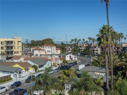 328  3rd  , Huntington Beach, CA