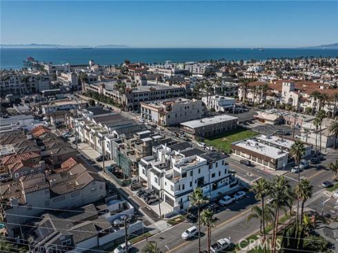 328  3rd  , Huntington Beach, CA