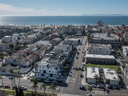 328  3rd  , Huntington Beach, CA