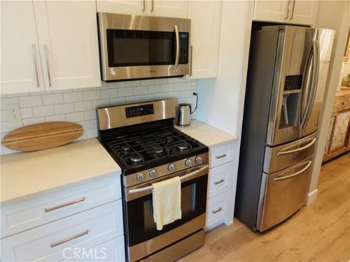 7402  Yellowtail  202  Drive, Huntington Beach, CA