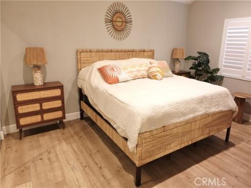 7402  Yellowtail  202  Drive, Huntington Beach, CA