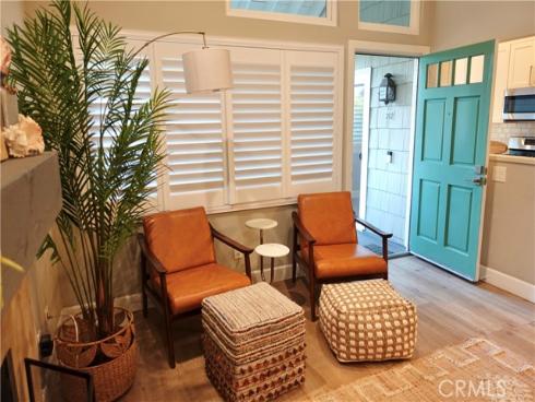 7402  Yellowtail  202  Drive, Huntington Beach, CA