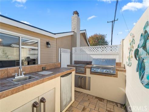 16372 Birdie Lane, Huntington Beach, CA