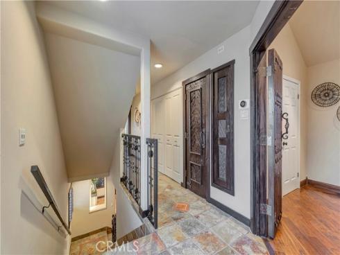 221  Hartford   Avenue, Huntington Beach, CA