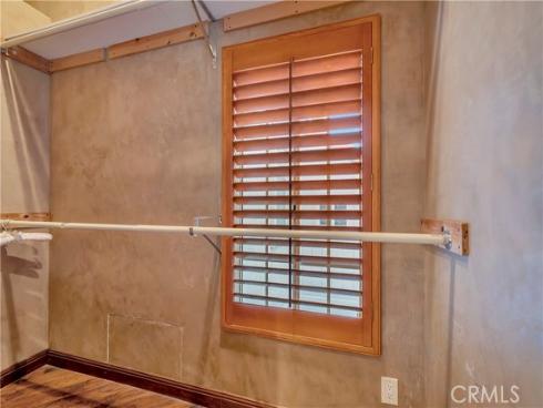 221  Hartford   Avenue, Huntington Beach, CA