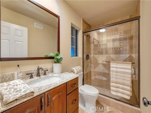 221  Hartford   Avenue, Huntington Beach, CA