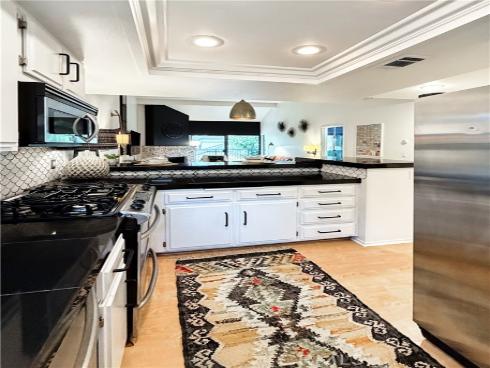 7911 Woodlake 76 Drive, Huntington Beach, CA