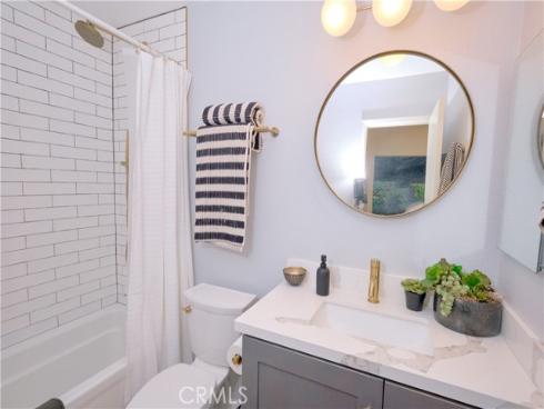 7911 Woodlake 76 Drive, Huntington Beach, CA