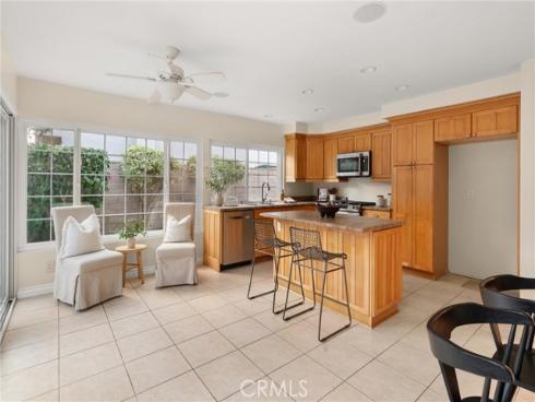 8592 Larkport Drive, Huntington Beach, CA