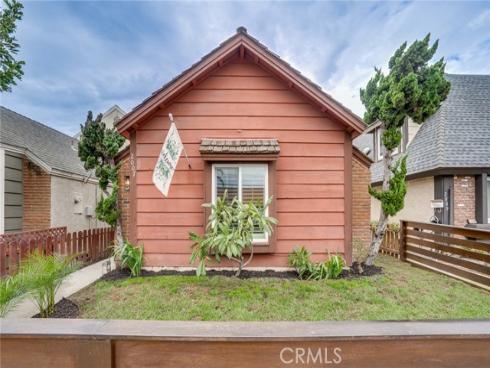 2007 Delaware Street, Huntington Beach, CA