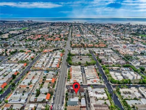 2007 Delaware Street, Huntington Beach, CA