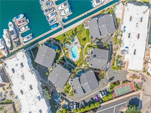 16255 Pacific Cir. 202 , Huntington Beach, CA