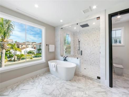 521 12th , Huntington Beach, CA