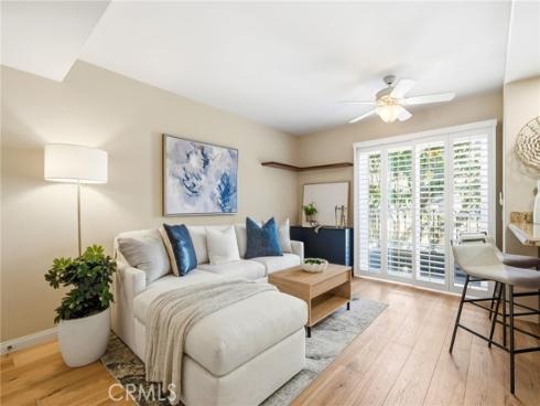 19281  Meadowood  , Huntington Beach, CA